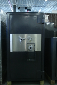 Pre Owned Chatwood Milner 4620 TRTL30X6 Equivalent High Security Safe